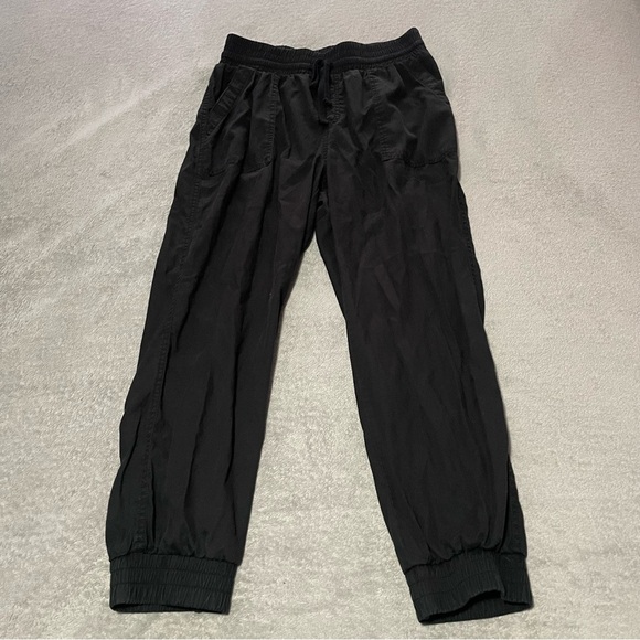 A new day joggers size medium in black - Picture 2 of 9